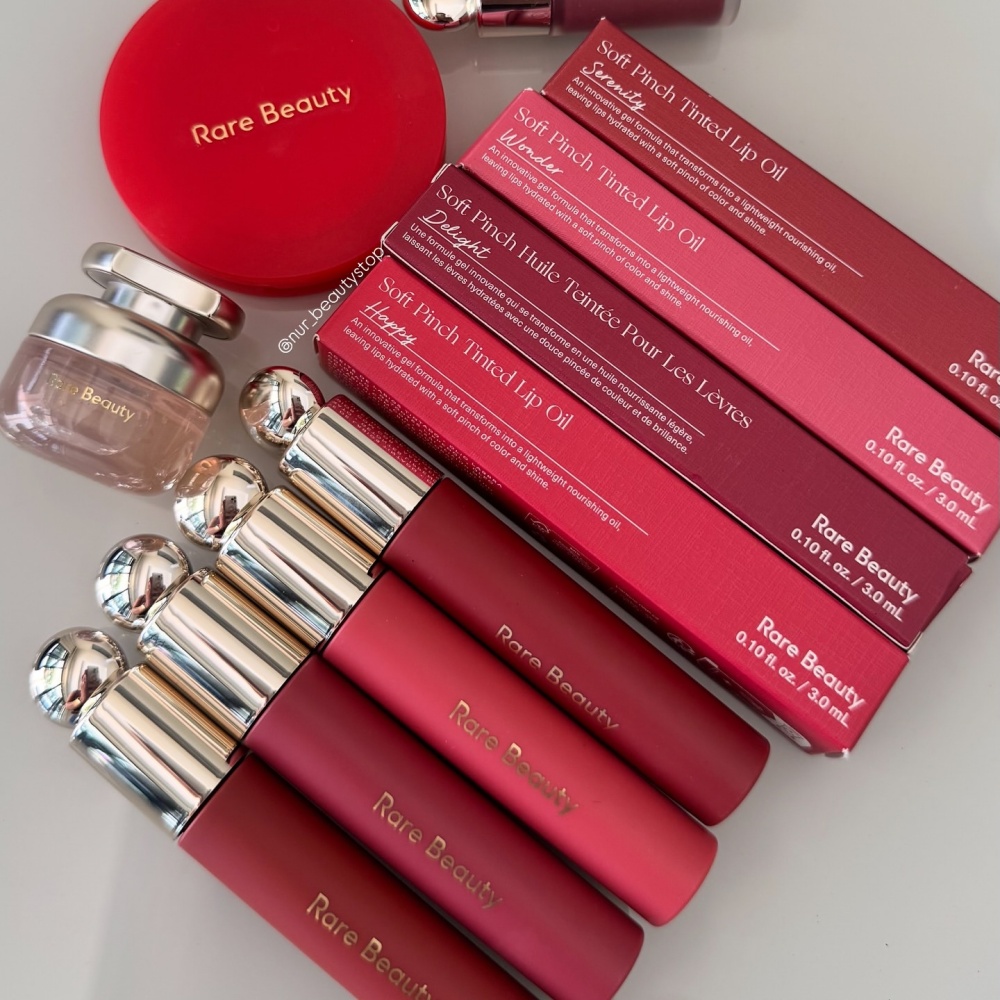 Rare Beauty Makeup Kit - Rare Beauty Stay Vulnerable Glossy Lip