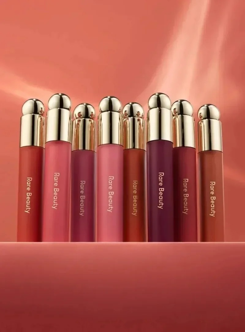 Rare Beauty New Smooth Liquid  - Rare Beauty Makeup Kit incelemesi ve fiyatı