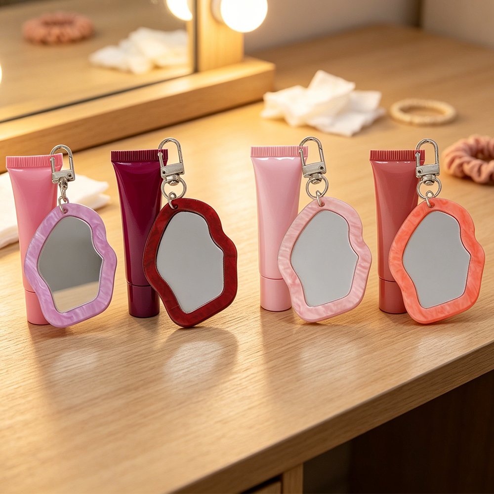 4-Color Mirror Lipstick Dispen - Beauty Makeup Youtube incelemesi ve fiyatı